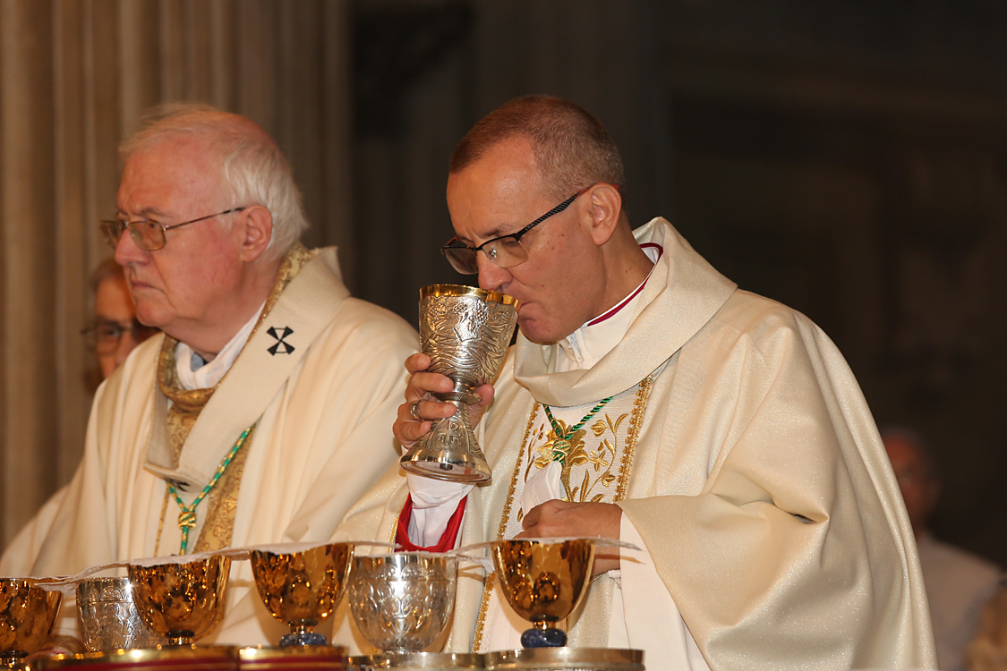 Monsignor Marco Prastaro Vescovo di Asti_341.jpg